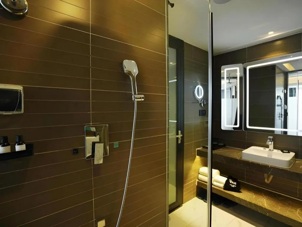 Xana Hotelle Zhengzhou North Passenger Terminal North University Town