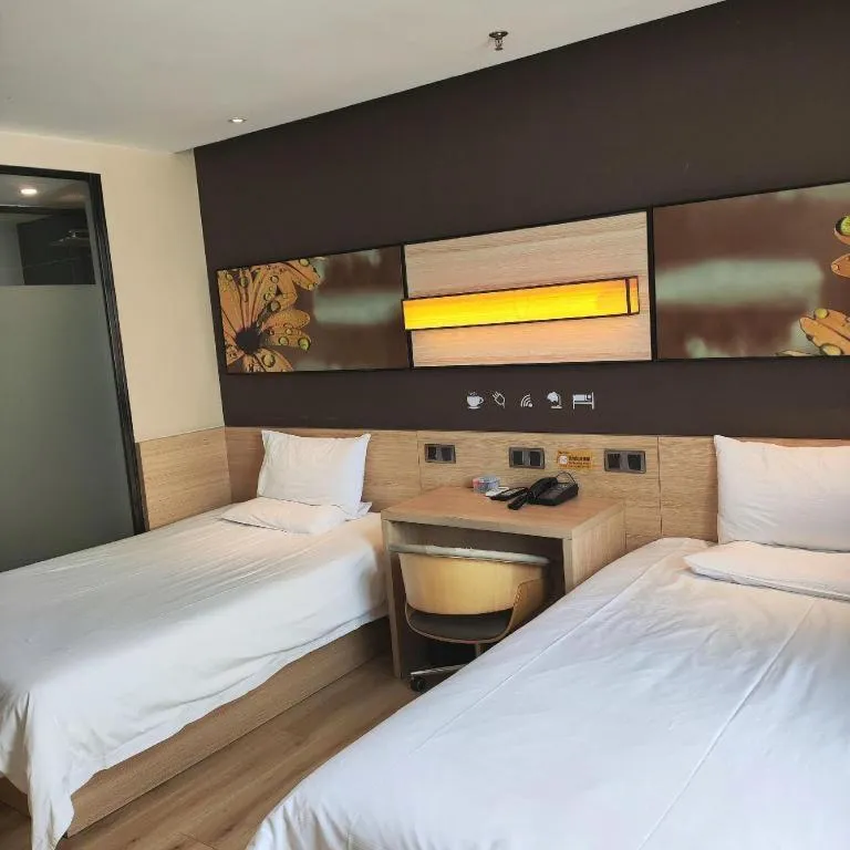 Bed in IU Hotel·Yangquan Xinjian Street Tianqiao