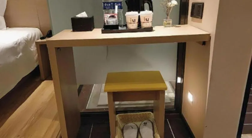 Bed in IU Hotel·Yangquan Xinjian Street Tianqiao