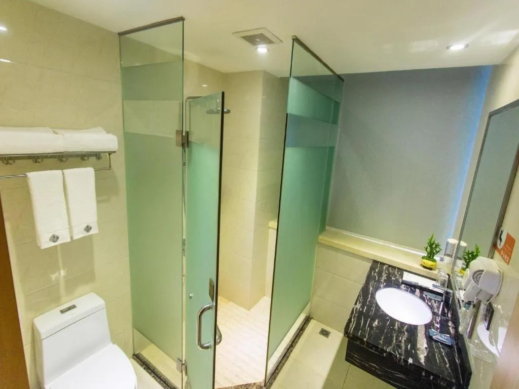 Chonpines Hotel Shenzhen Gongming Honghuashan Metro Station