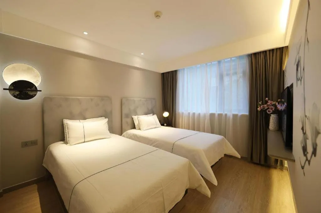 Bed in Magnotel Hotel·Luanyang Luanchuan Changchun Road Cross Street
