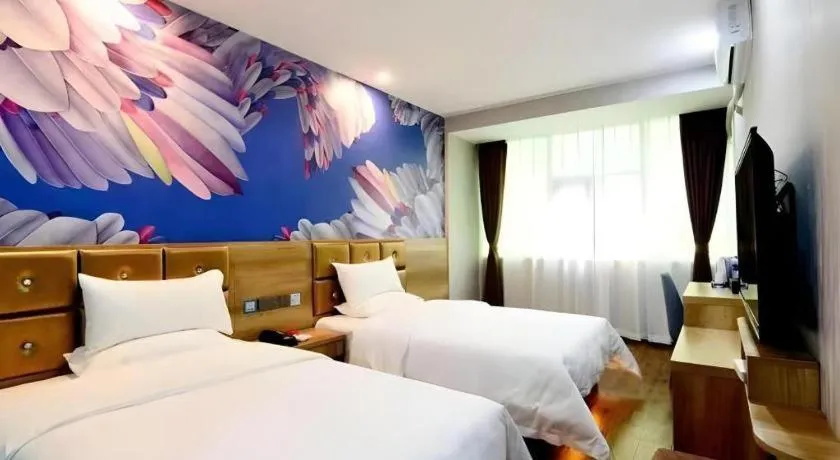 Bed in PAI Hotel·Linfen Hongdong Lily Town