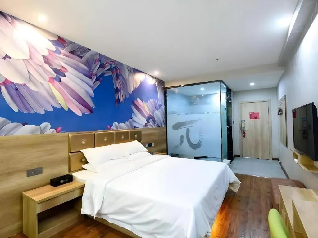 Bed in PAI Hotel·Linfen Hongdong Lily Town
