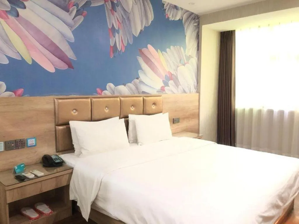 Bed in PAI Hotel·Linfen Hongdong Lily Town