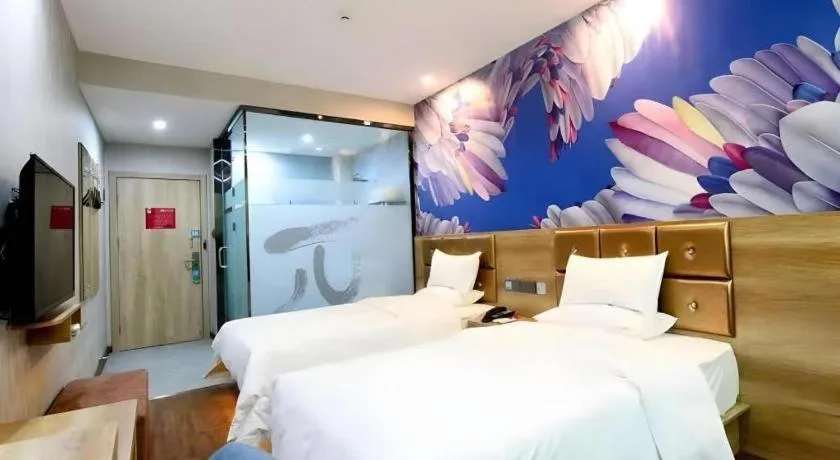 Bed in PAI Hotel·Linfen Hongdong Lily Town