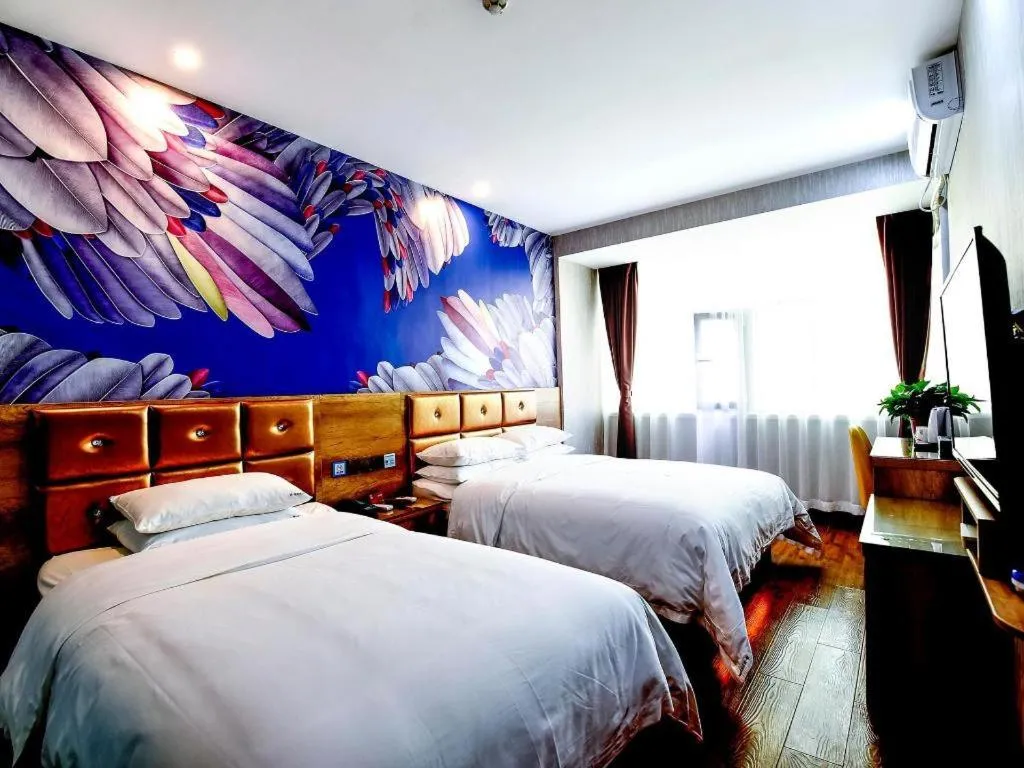 Bed in PAI Hotel·Linfen Hongdong Lily Town