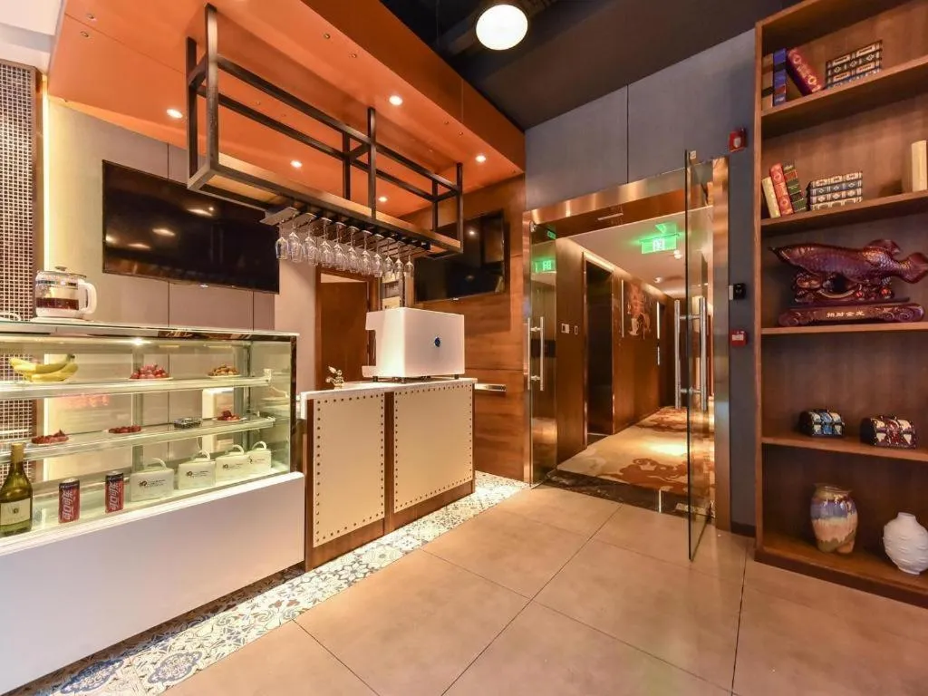 James Joyce Coffetel·Beijing South Muxiyuan Metro Station