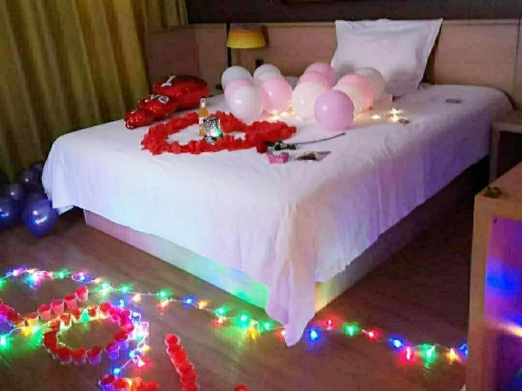 Bed in IU Hotel Baoding Yuhua East Road Passenger Center