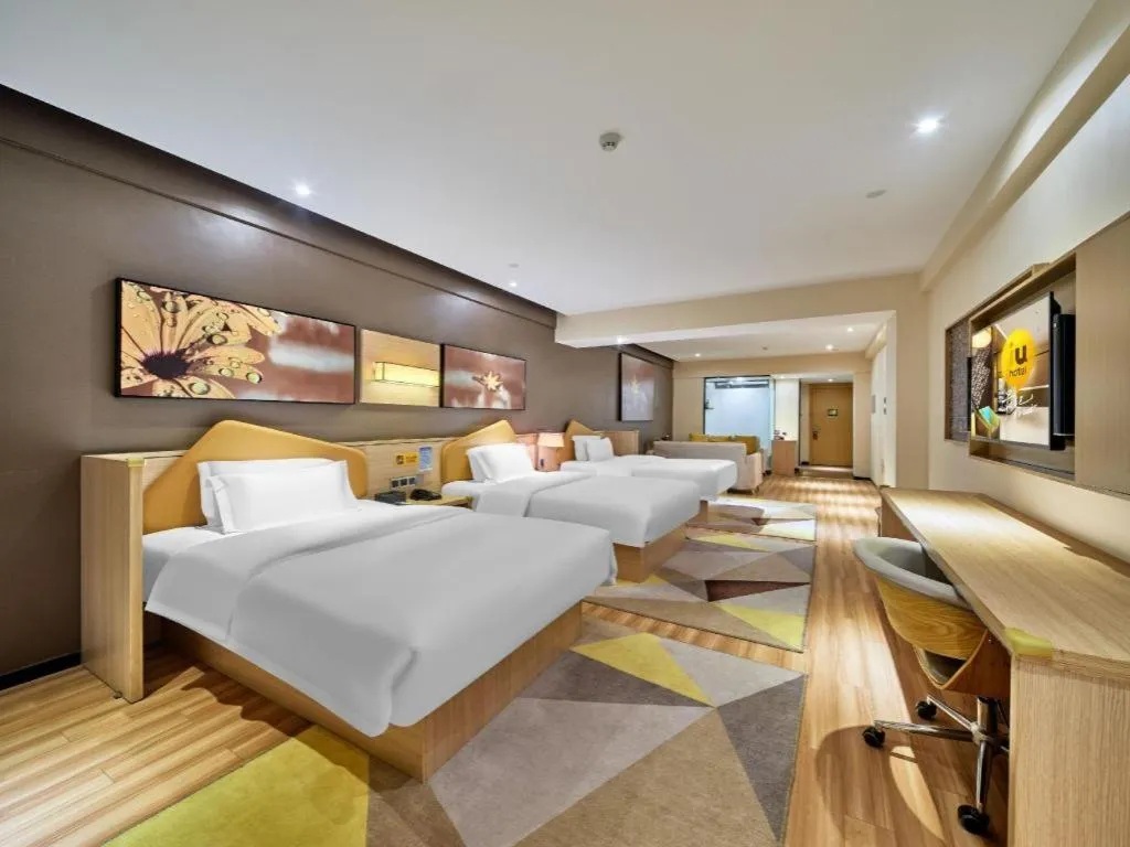 Bed in IU Hotel Baoding Yuhua East Road Passenger Center