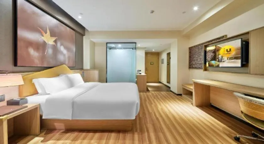 Bed in IU Hotel Baoding Yuhua East Road Passenger Center
