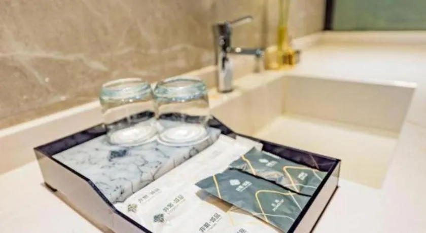 Chonpines Hotel Guangzhou Sunac Cultural and Tourism City Shiling