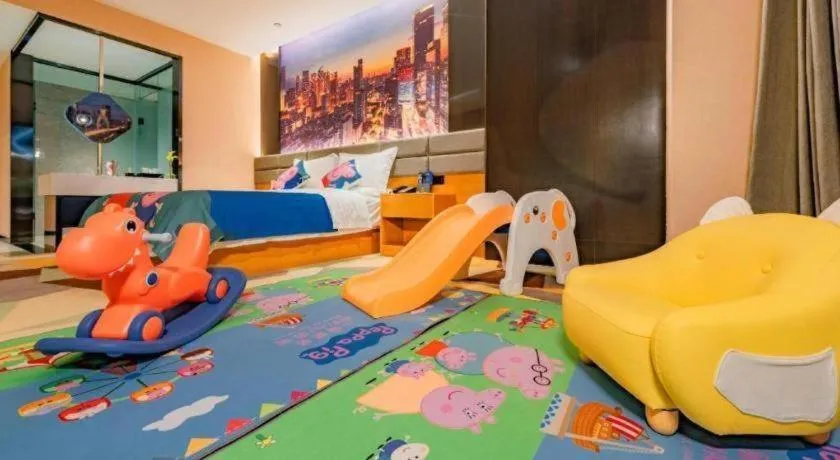 Bed in Chonpines Hotel Guangzhou Sunac Cultural and Tourism City Shiling