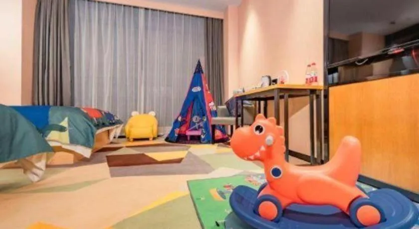 Chonpines Hotel Guangzhou Sunac Cultural and Tourism City Shiling