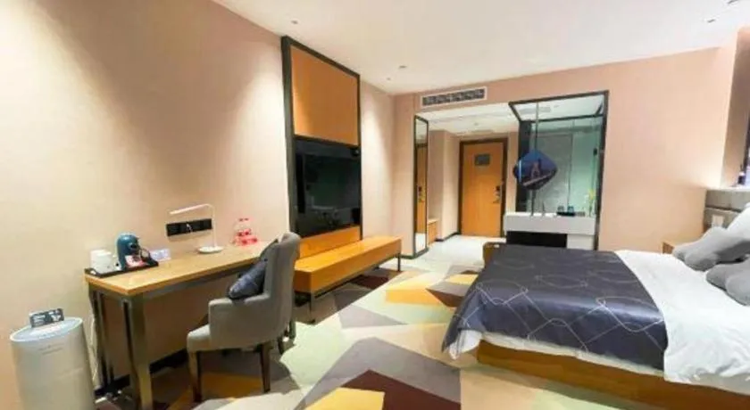 Bed in Chonpines Hotel Guangzhou Sunac Cultural and Tourism City Shiling