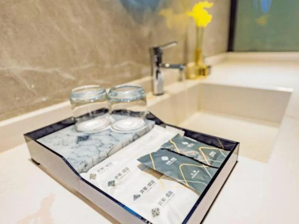 Chonpines Hotel Guangzhou Sunac Cultural and Tourism City Shiling