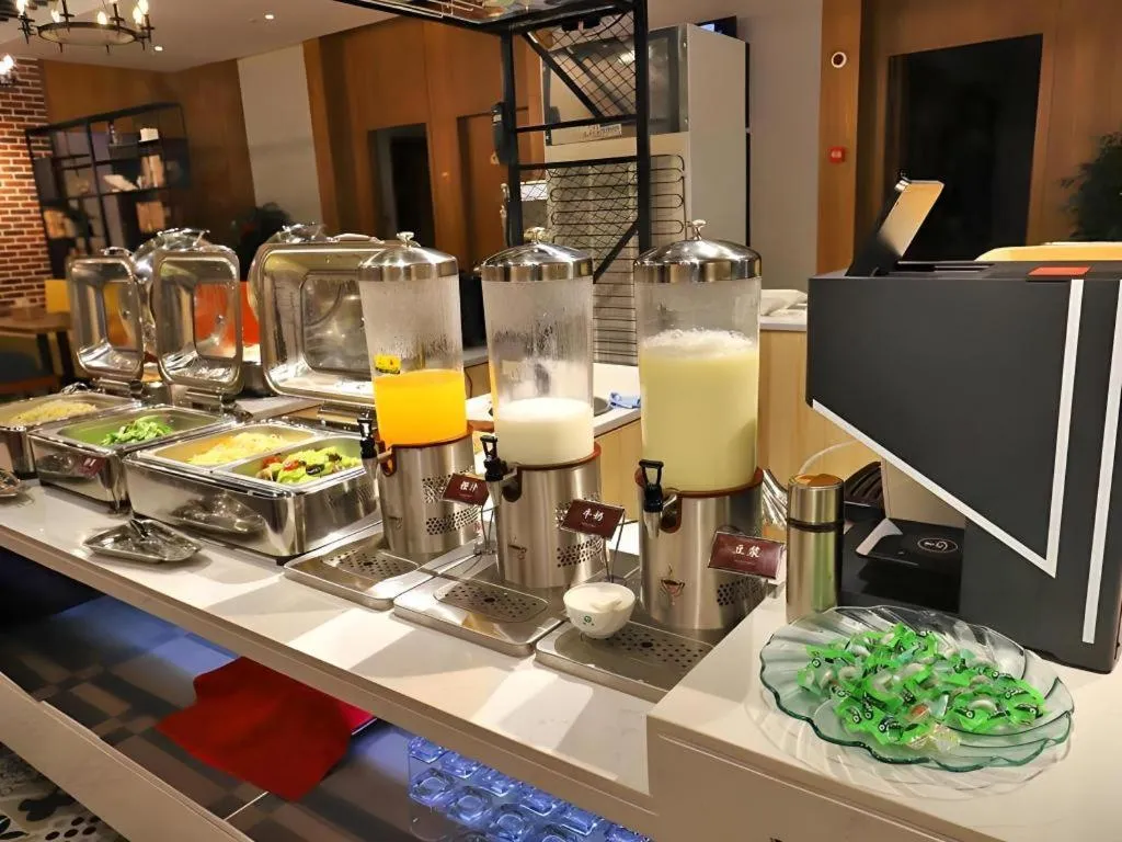 James Joyce Coffetel Guangyuan High-Speed Railway Station Dongba Municipal Government