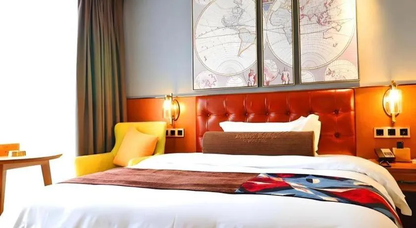 Bed in James Joyce Coffetel Guangyuan High-Speed Railway Station Dongba Municipal Government