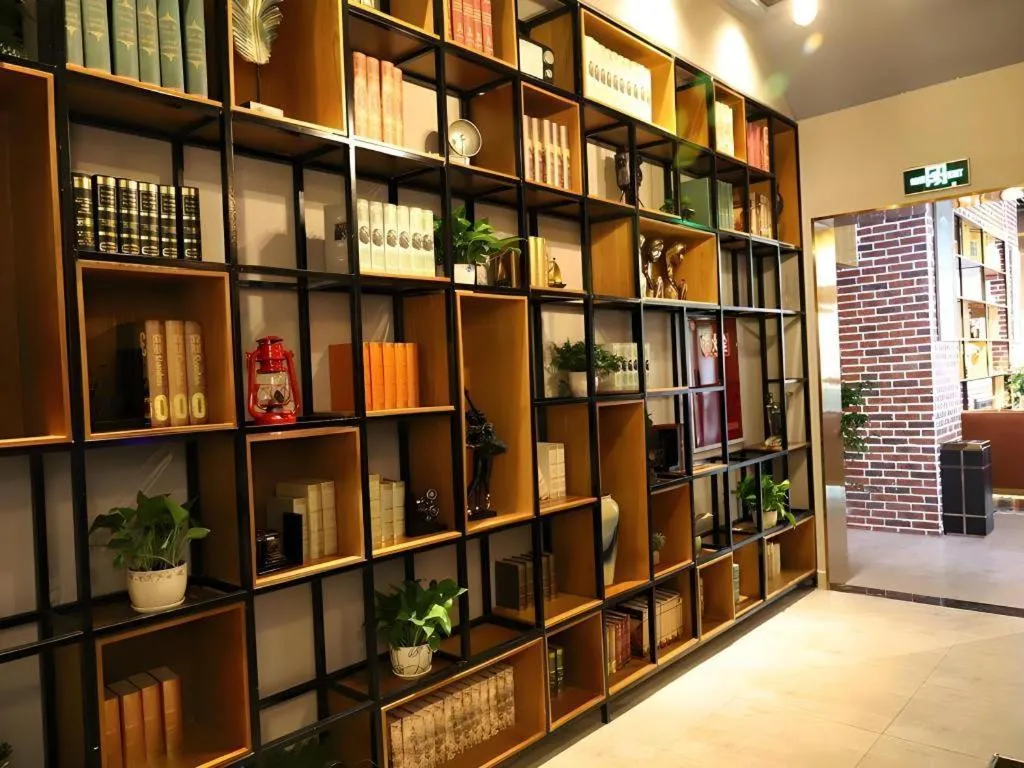 James Joyce Coffetel Guangyuan High-Speed Railway Station Dongba Municipal Government