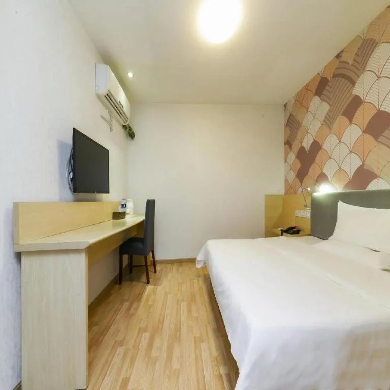 Bed in PAI Hotel·Chengdu Jinsha Museum Metro Station