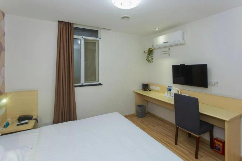 Bed in PAI Hotel·Chengdu Jinsha Museum Metro Station