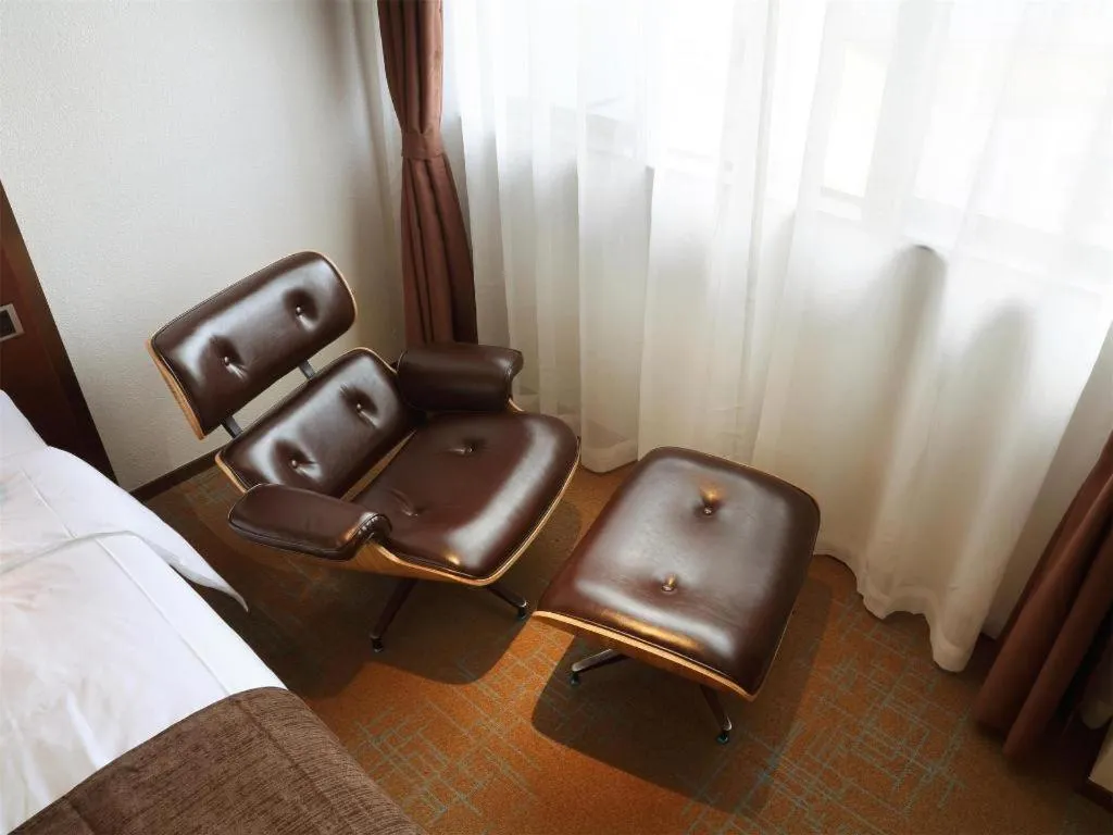 James Joyce Coffetel·Nannign Shanglin Tongle Road