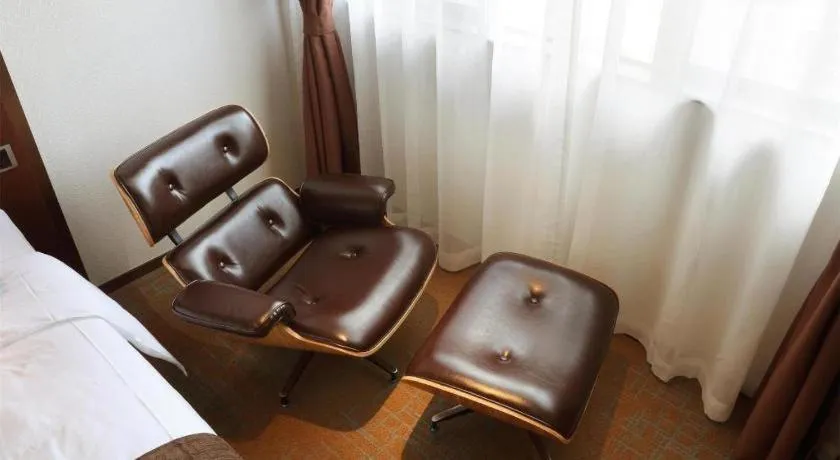 James Joyce Coffetel·Nannign Shanglin Tongle Road