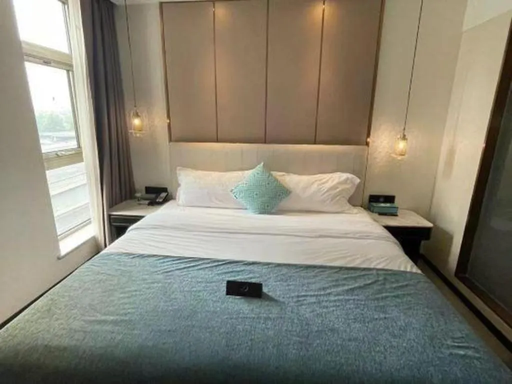 Bed in Xana Deluxe Beijing Guang'anmen Metro Station