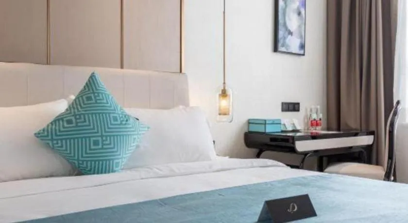 Bed in Xana Deluxe Beijing Guang'anmen Metro Station