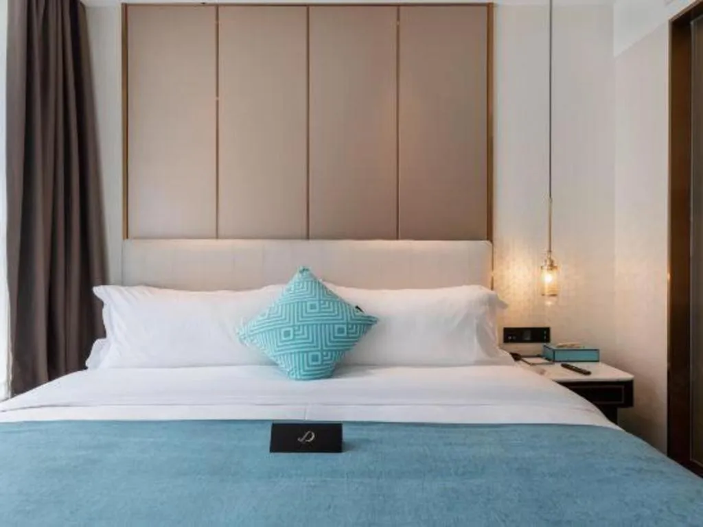 Bed in Xana Deluxe Beijing Guang'anmen Metro Station