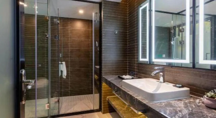 Xana Hotelle·Guangzhou Shangxiajiu Yongqingfang Changshou Road Metro Station