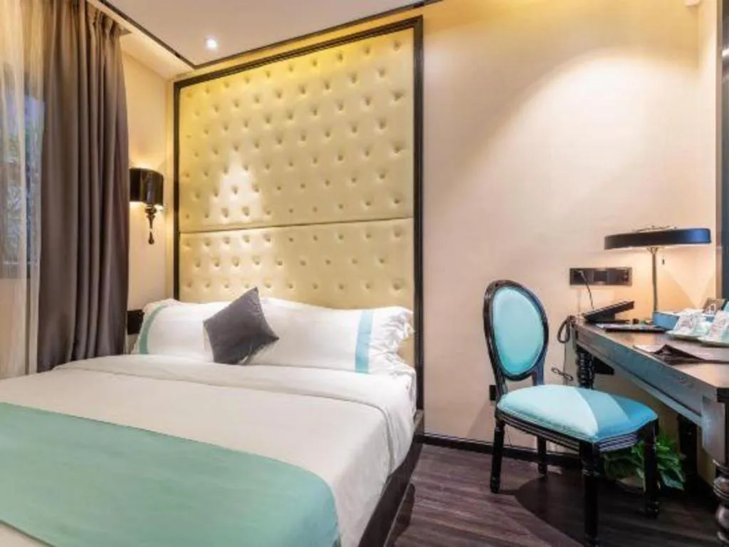 Bed in Xana Hotelle·Guangzhou Shangxiajiu Yongqingfang Changshou Road Metro Station