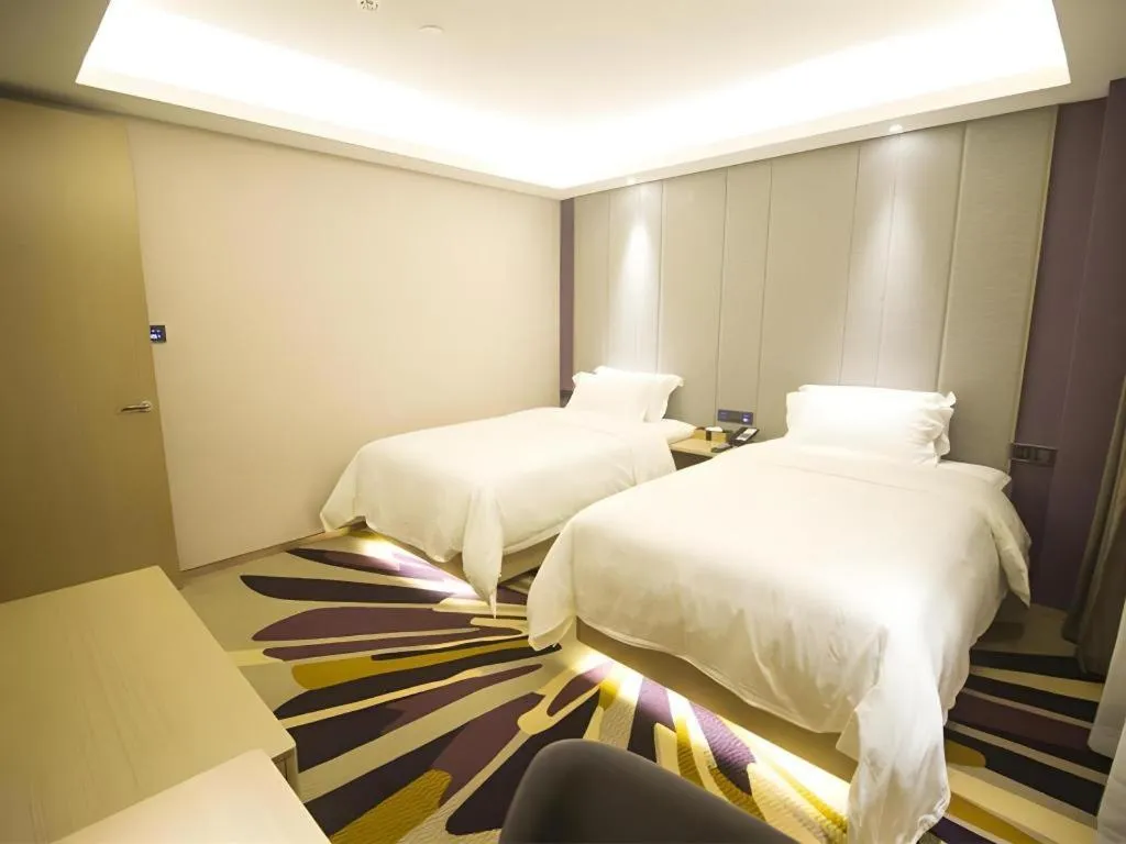 Bed in Lavande Hotel·Heyuan Bavaria