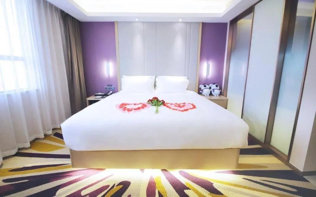 Bed in Lavande Hotel·Heyuan Bavaria