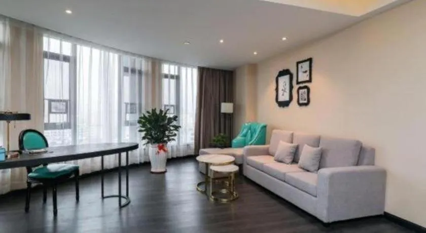 Xana Hotelle·Heyuan Hongxing Road