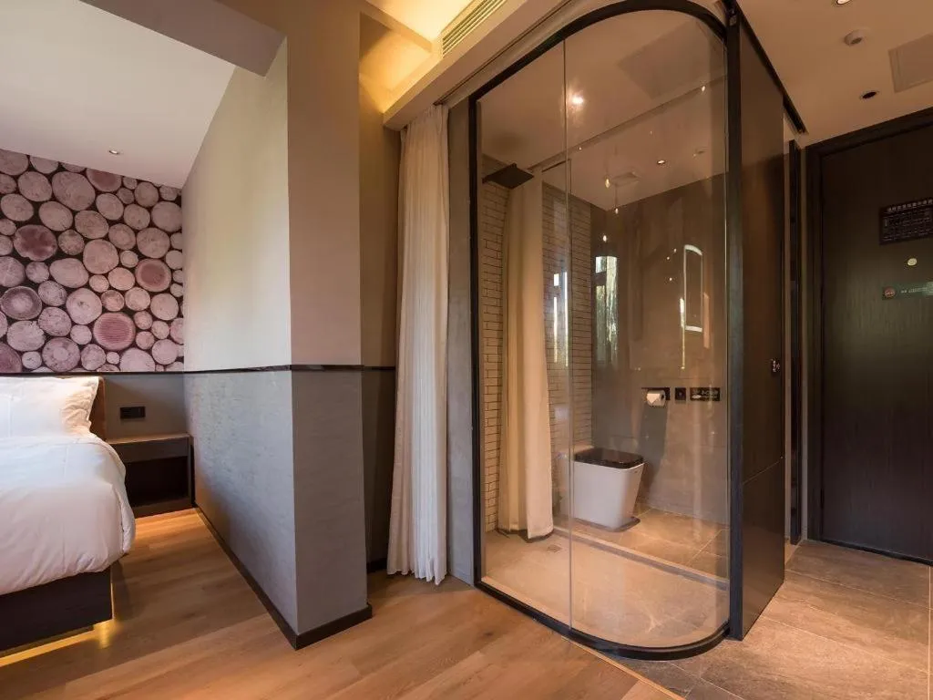 Bed in Zmax Hotel Beijing Wangjing Jiuxianqiao Xingji Bear