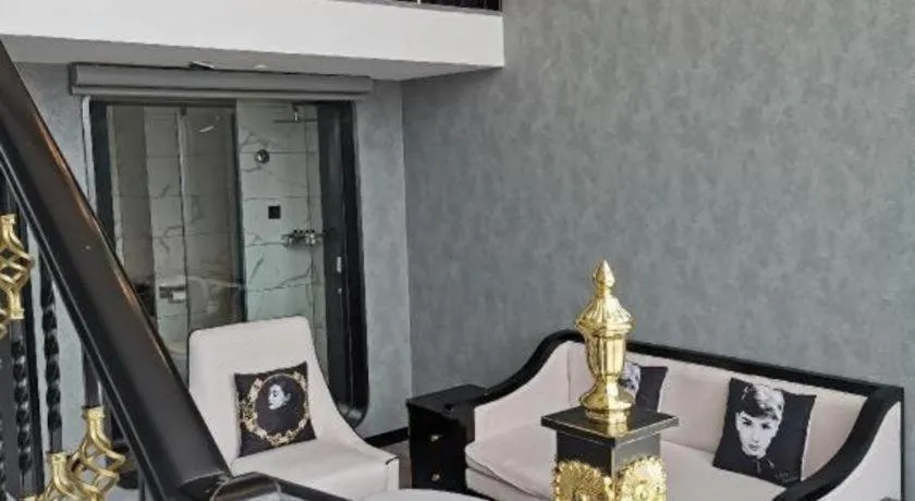 Xana Deluxe Shangqiu Ancient Town