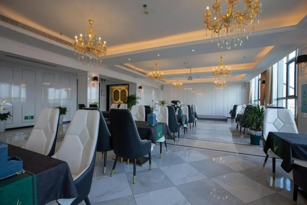 Xana Deluxe Shangqiu Ancient Town