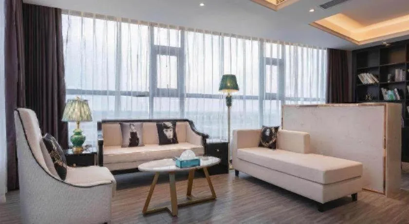 Xana Deluxe Shangqiu Ancient Town