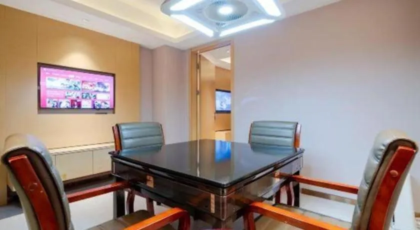 Lavande Hotel·Huizhou Zhongkai