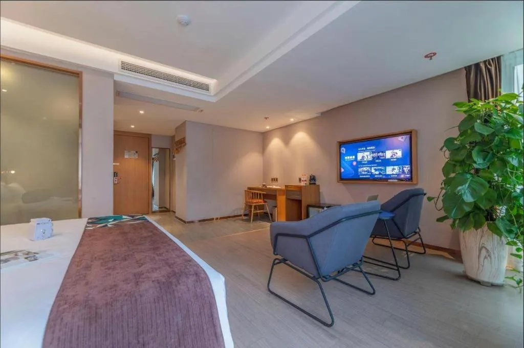 James Joyce Coffetel Hefei University of Technology