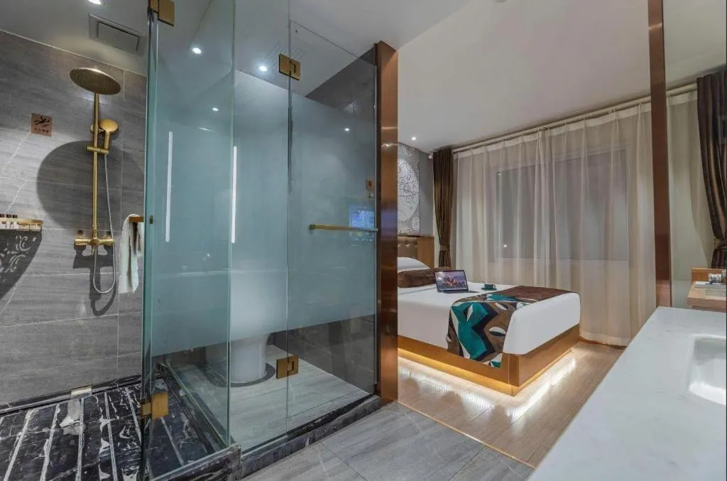 James Joyce Coffetel Hefei University of Technology