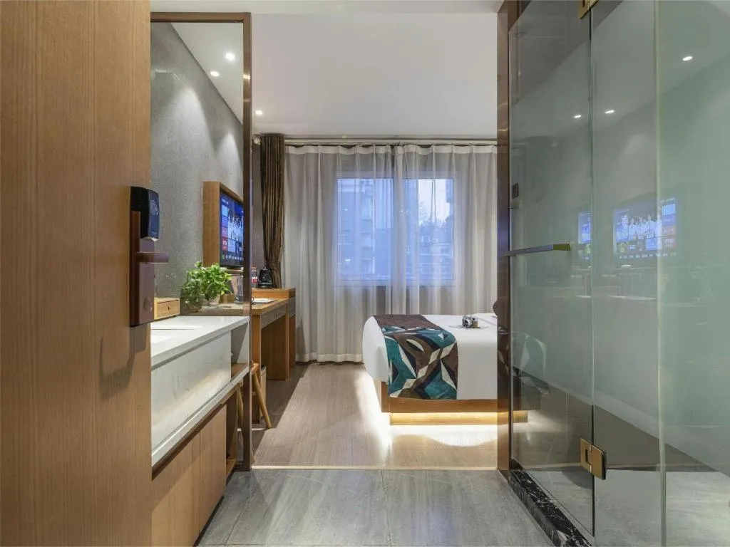 James Joyce Coffetel Hefei University of Technology