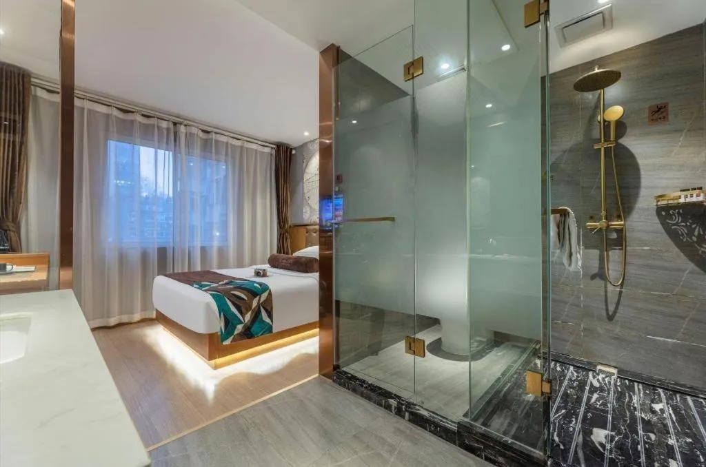 James Joyce Coffetel Hefei University of Technology