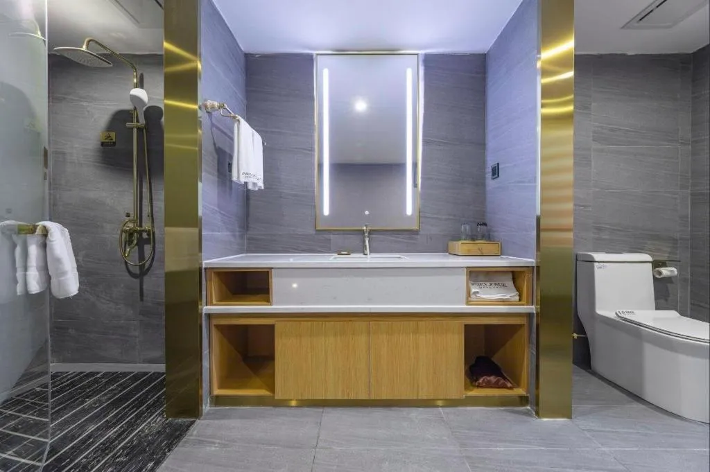 James Joyce Coffetel Hefei University of Technology