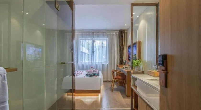 James Joyce Coffetel Hefei University of Technology