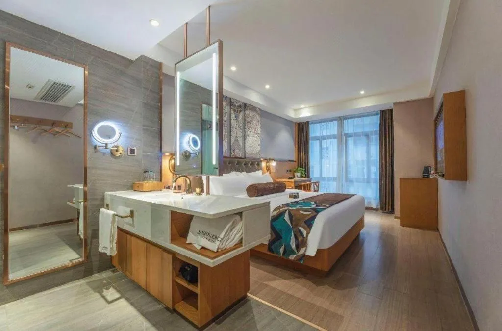 Bed in James Joyce Coffetel Hefei University of Technology