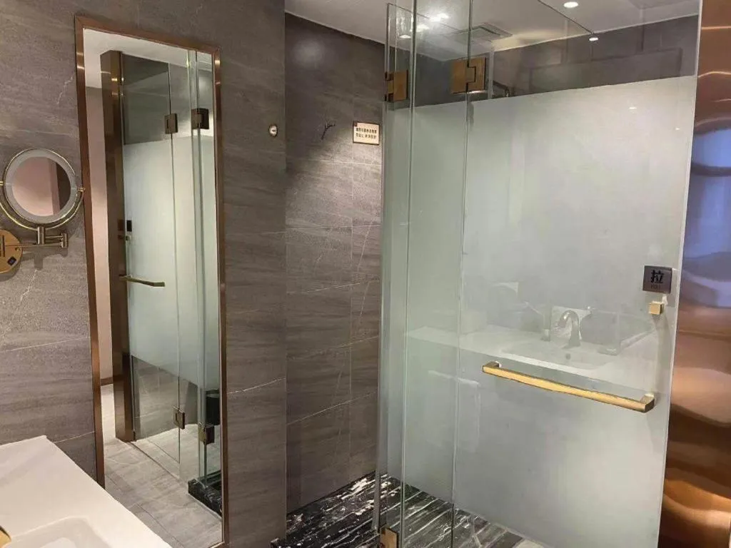 James Joyce Coffetel Hefei University of Technology