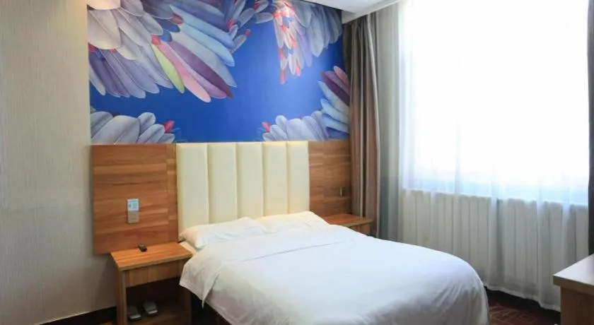 Bed in PAI Hotel Huayin Huashan Mountain Scenic Spot Ancient Street