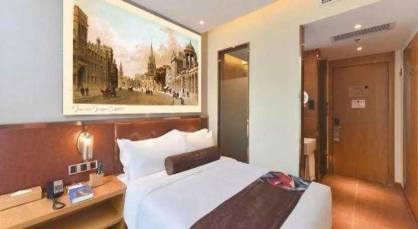 Bed in James Joyce Coffetel Beijing South Station Guang'anmen You'an Hospital