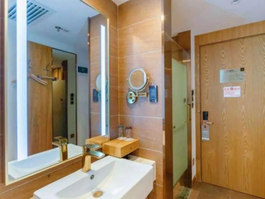 James Joyce Coffetel Beijing South Station Guang'anmen You'an Hospital